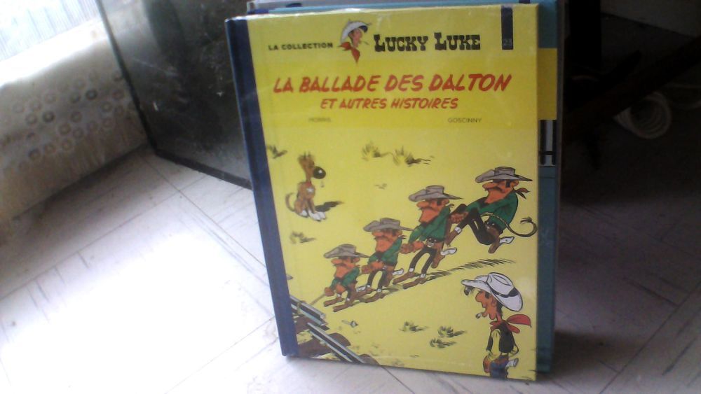 60 BD DE LUCKY LUKE Livres et BD