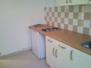  Appartement à louer 2 pièces 45 m²