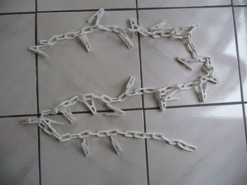 Chaine plastique avec pinces pour accrocher jouets, peluches 10 Celles-sur-Belle (79)