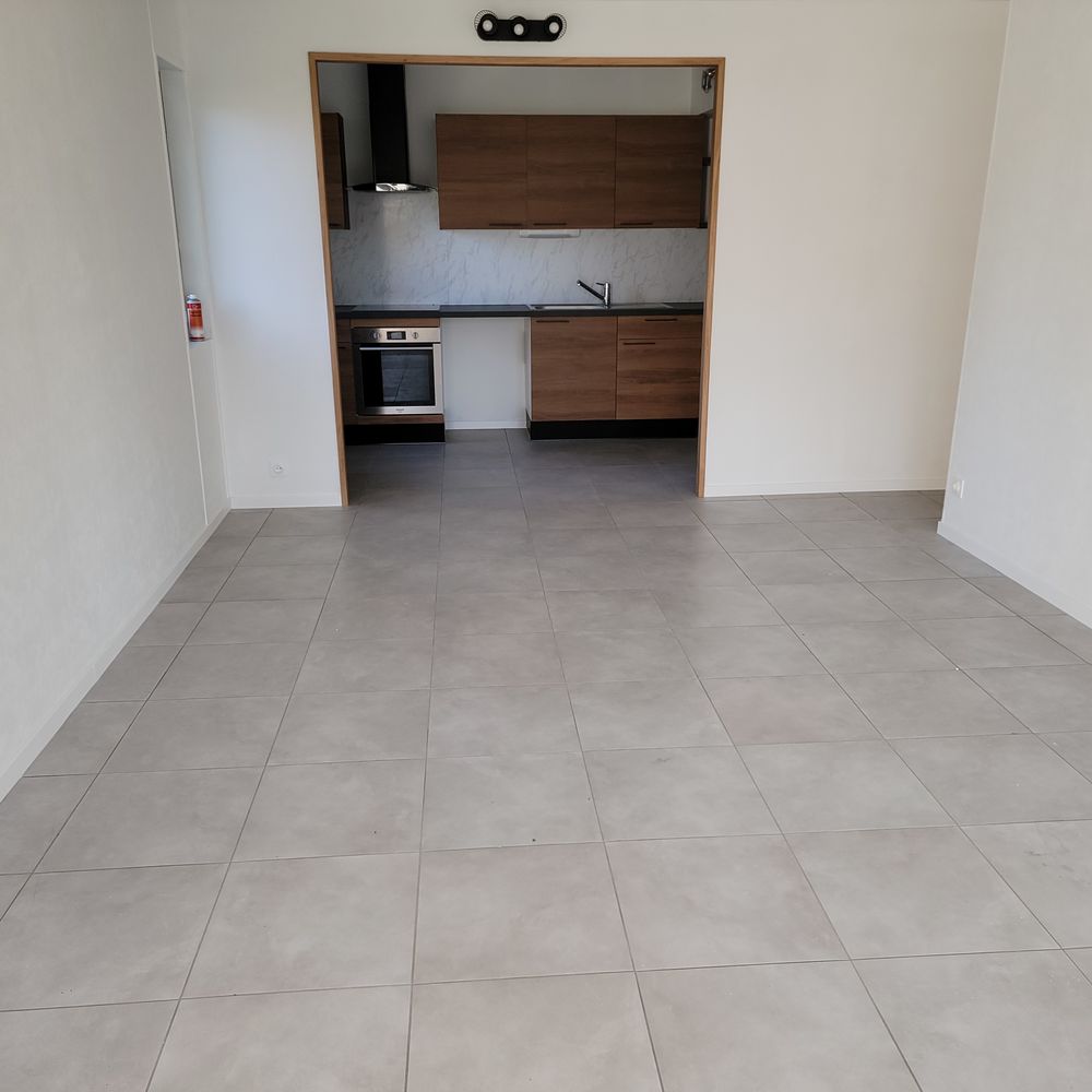 Location Appartement ROANNE ? F4 DE 82 m² ? RÉSIDENCE DE STANDING ? QUARTIER CENT Roanne
