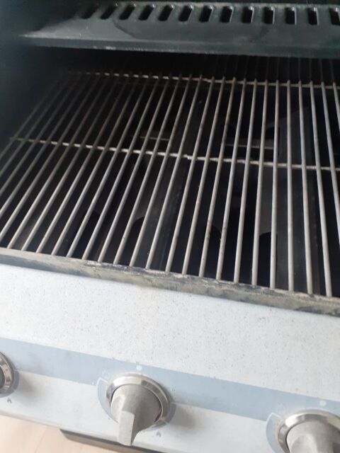 Barbecue a gaz 300 Saint-Loup-sur-Semouse (70)