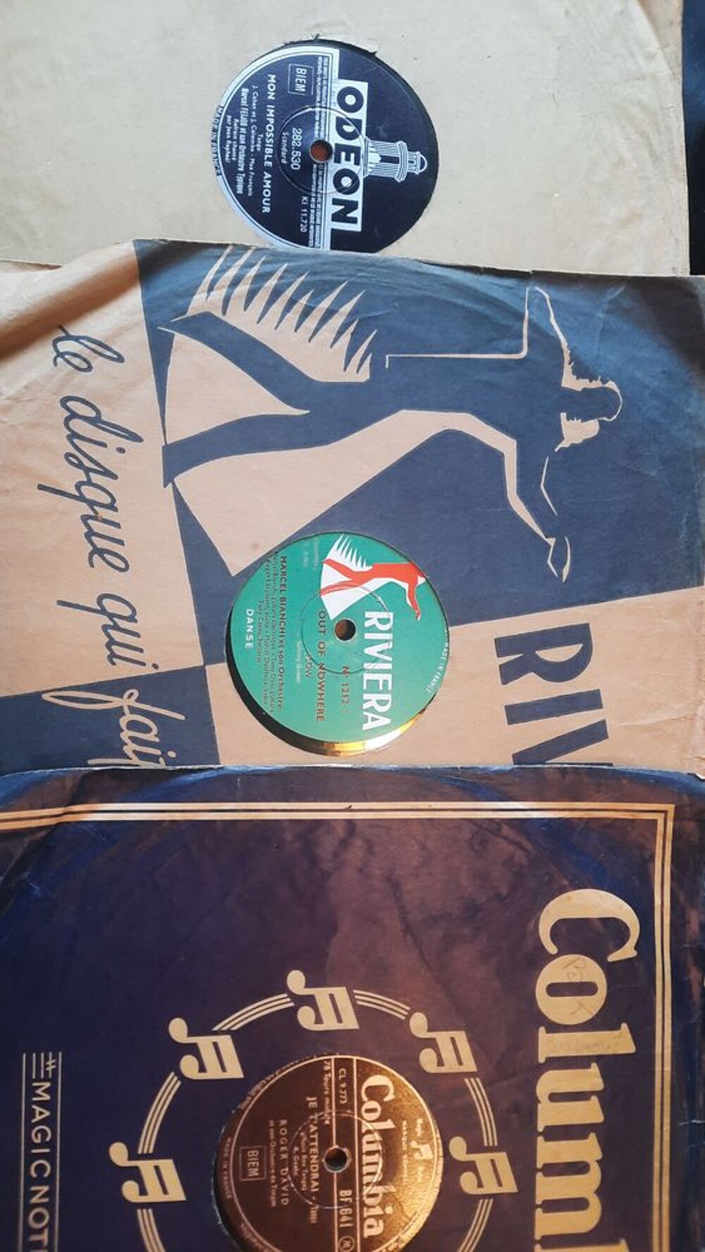 9 disques vinyles 78 tours CD et vinyles