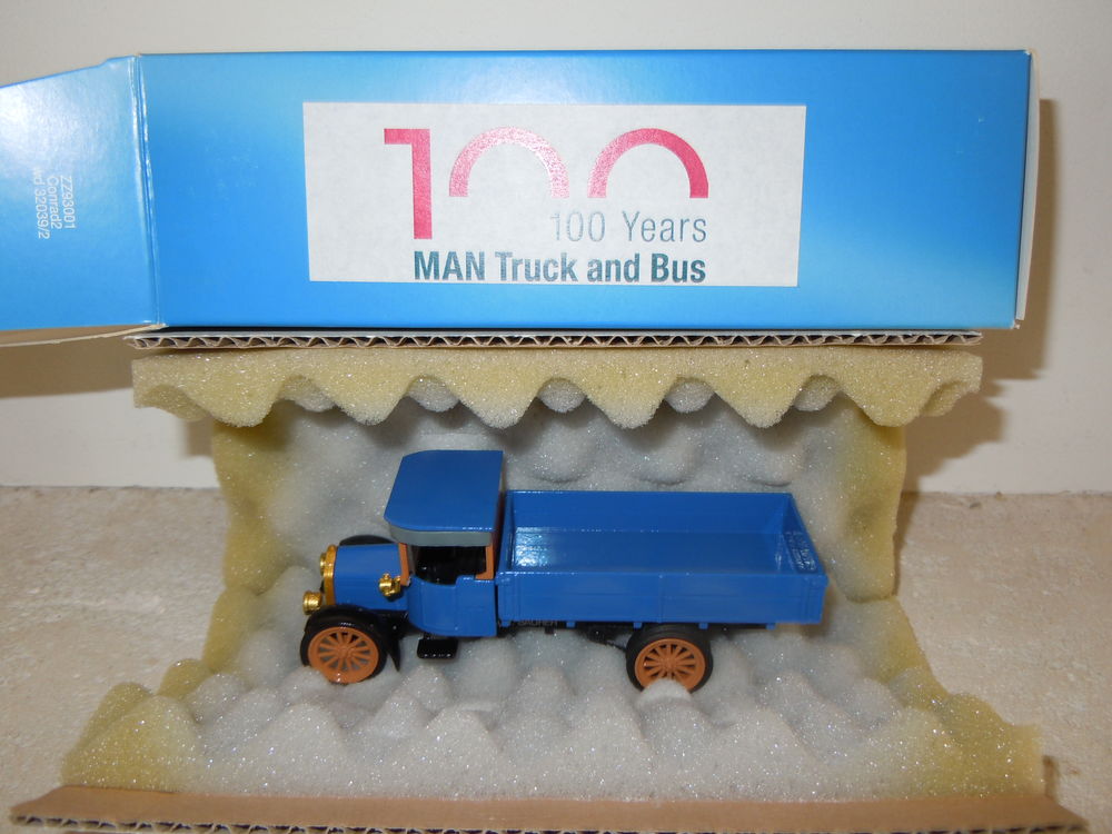 Maquette camion MAN SAURER 1915. S&eacute;rie sp&eacute;ciale "100 ans MAN 