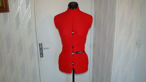Mannequin de couture réglable - Taille 38 / 40 120 Gargenville (78)