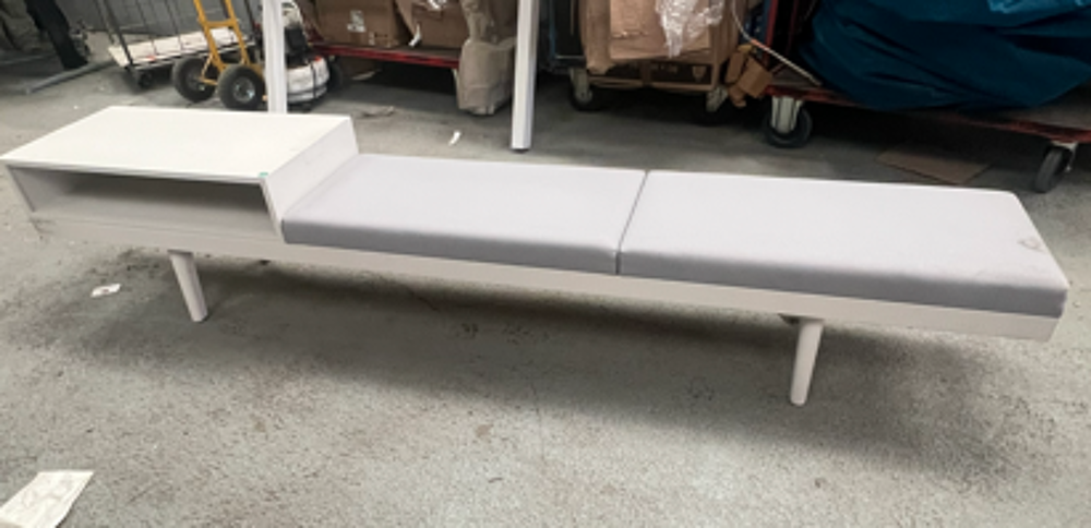 Banc pour entr&eacute; / salle d'attente Meubles