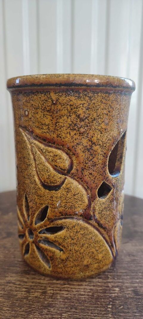 Pot en c�ramique Accolay 55 Clermont (60)