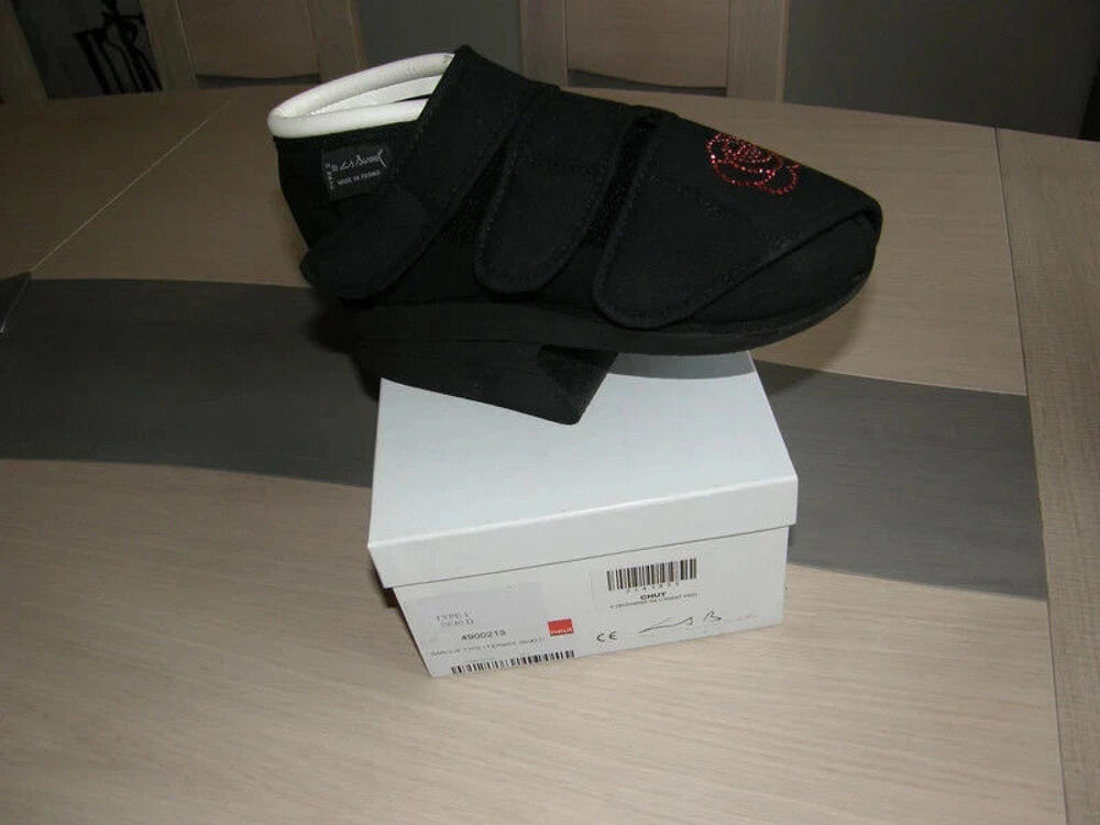 Chaussure th&eacute;rapeutique Chaussures