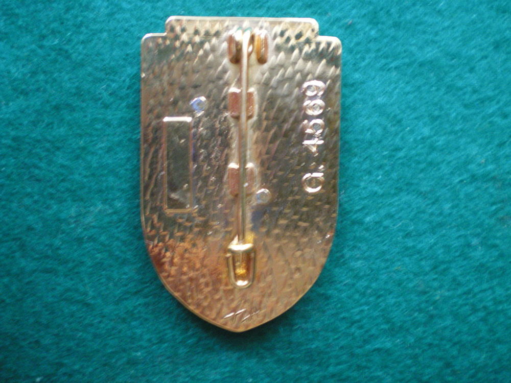 Insigne de Sant&eacute; - Centre Hospitalier Bouffard Djibouti. 