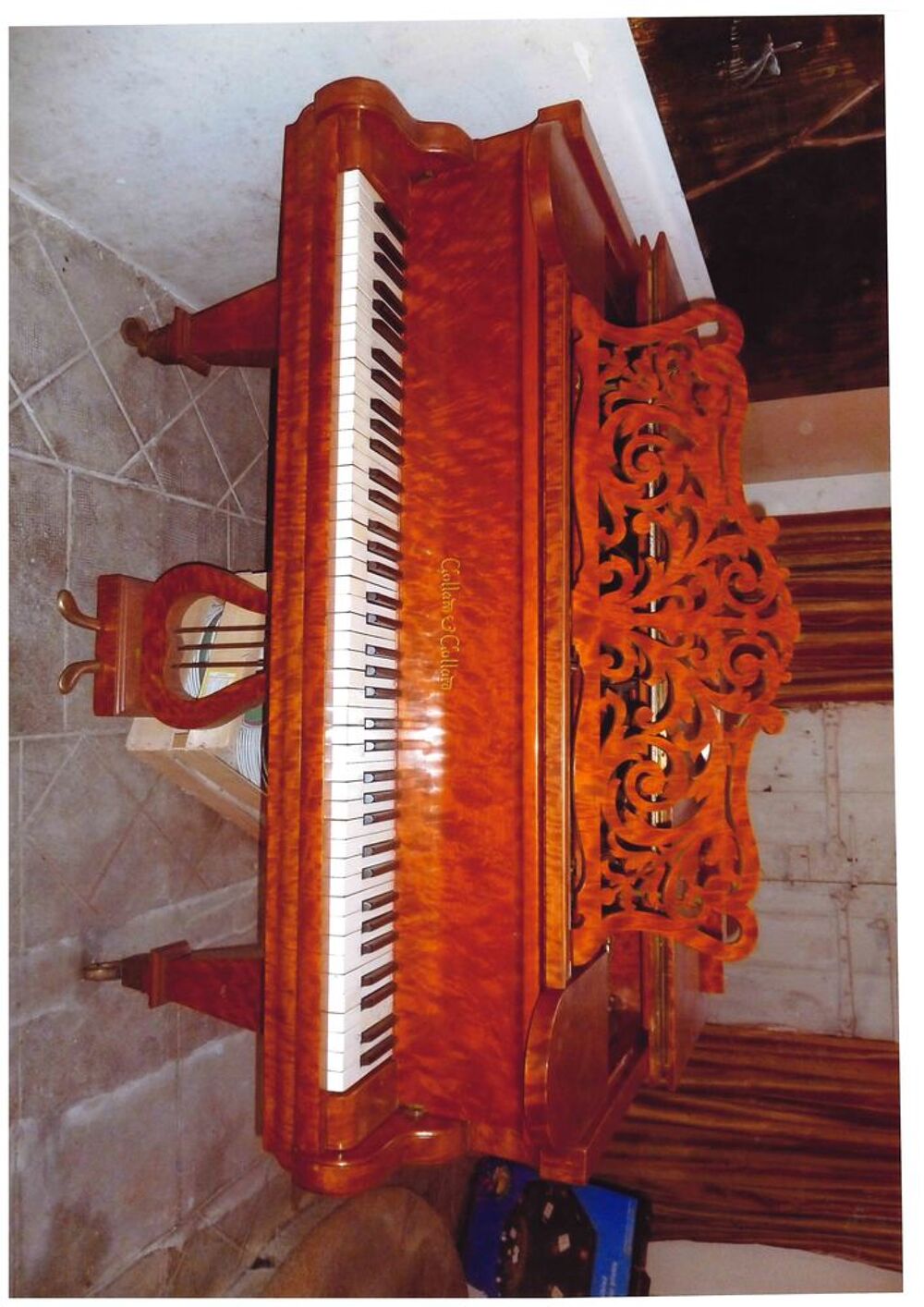 Piano a queue Instruments de musique