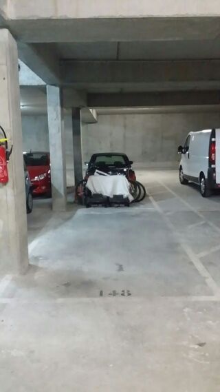  Parking / Garage � louer 13 m� Sartrouville