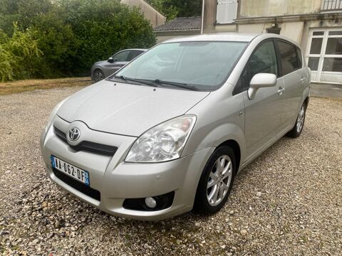 Toyota Corolla Verso MC 136 D-4D 7pl Linéa Terra 2009 occasion Bassens 33530