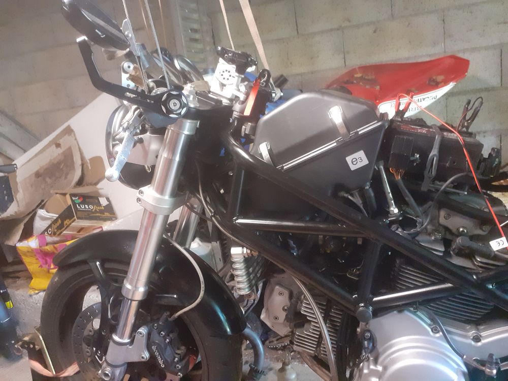 DUCATI 2004 occasion 23000 La Sauni&egrave;re