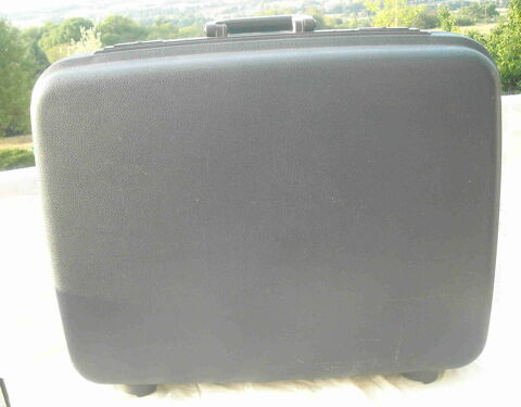 Valise 25 Mornant (69)