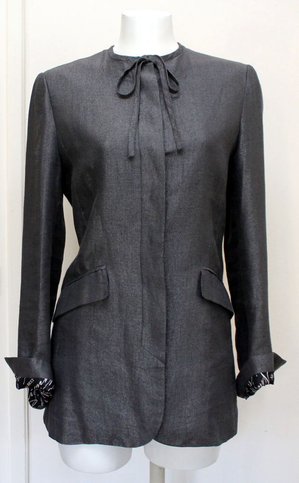 Veste gris &amp; argent NINA RICCI T.40 Vêtements