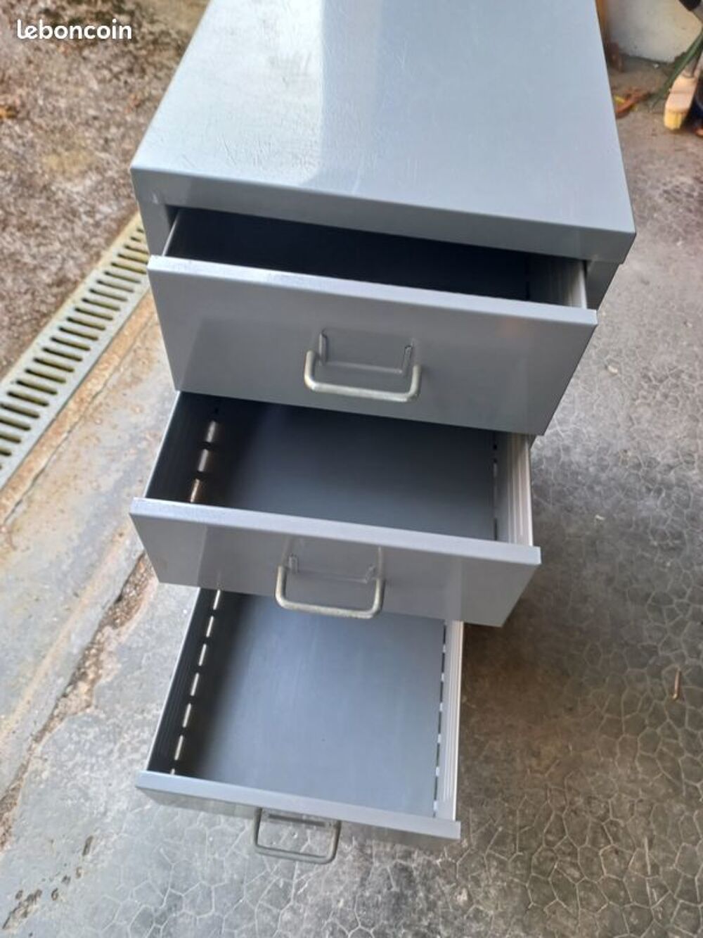 Petit meuble pour outils Bricolage