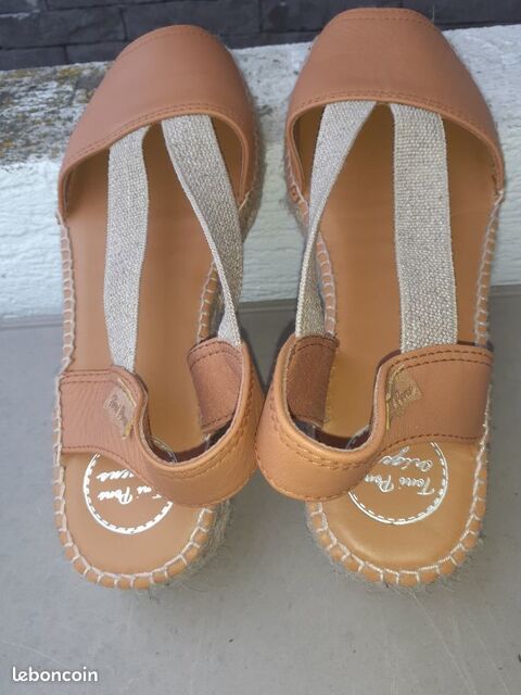 Paire de sandale d't de femme 20 Maisons-Alfort (94)