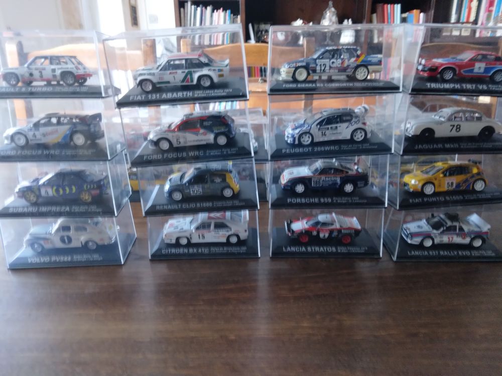 Collection de voitures miniatures de sport (rallye) 