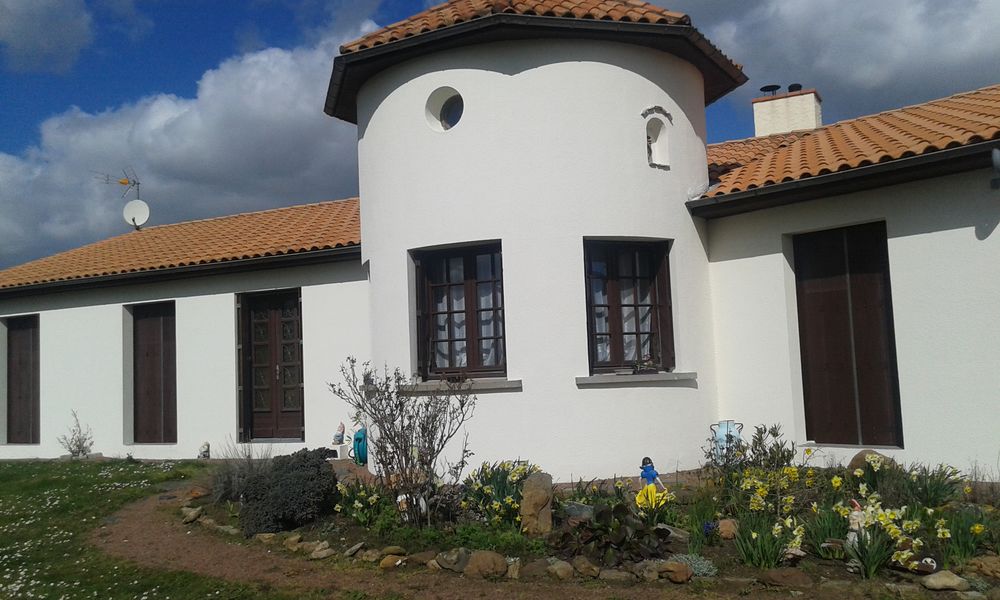 Maison 5 pièces 135 m² · à Saint-Martin-de-Mâcon · 135 m² · 240 000 €