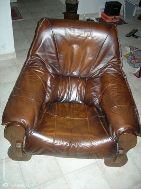 1 fauteuil cuir de couleur marron d'origine Croza 47 Rennes (35)