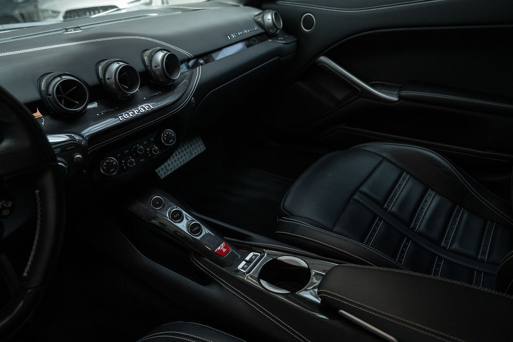F12 Berlinetta V12 6.0 740ch 2016 occasion 75014 Paris