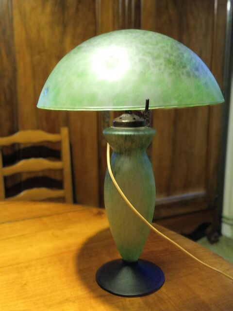 Lampe en verre souffle bouche
0 Saint-Maixent-l'�cole (79)