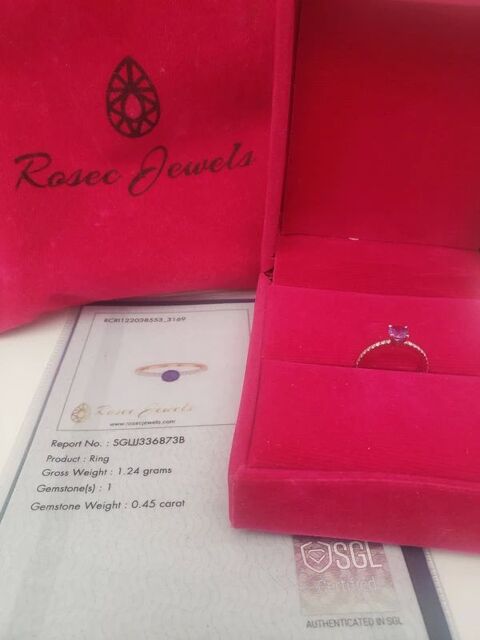 Bague or blanc 10k avec am�thyste et moissanite (T48) 190 Carri�res-sur-Seine (78)