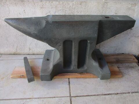 Enclume de bohème 80 KG 450 Cagnes-sur-Mer (06)