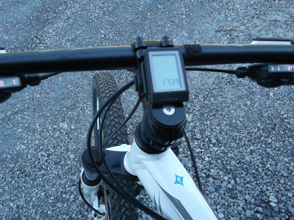 VTT Sp&eacute;cialized " Mika " 29" Vélos