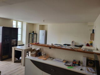  Appartement � vendre 10 pi�ces 130 m�