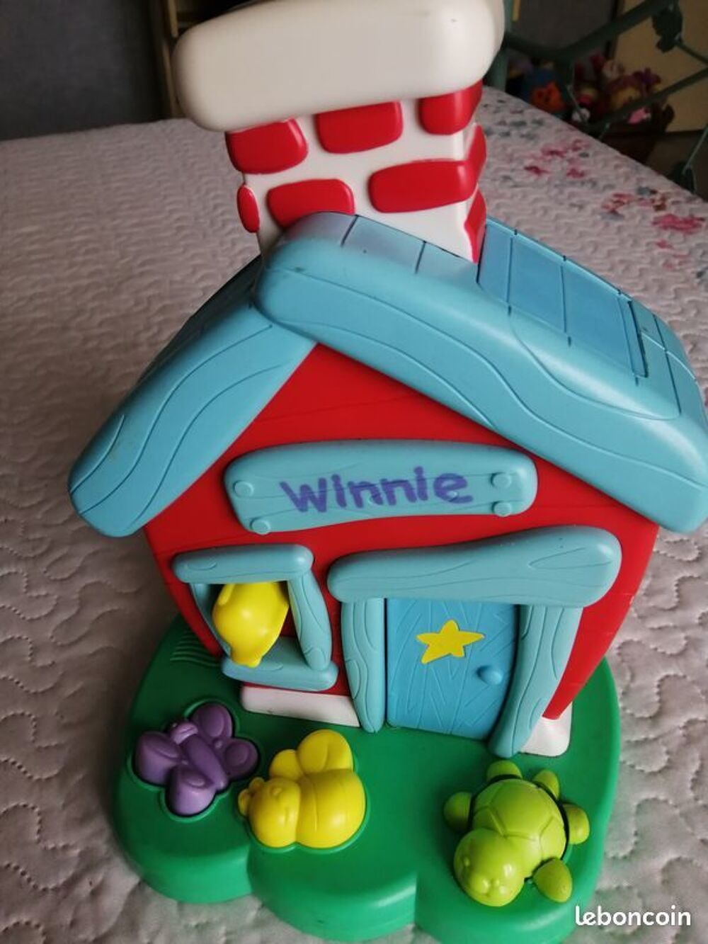 MAISON SONORE DE WINNIE L'OURSON Jeux / jouets