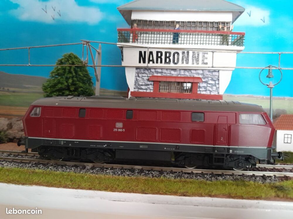 Loco Diesel DB 215-060-5 ROCO Jeux / jouets