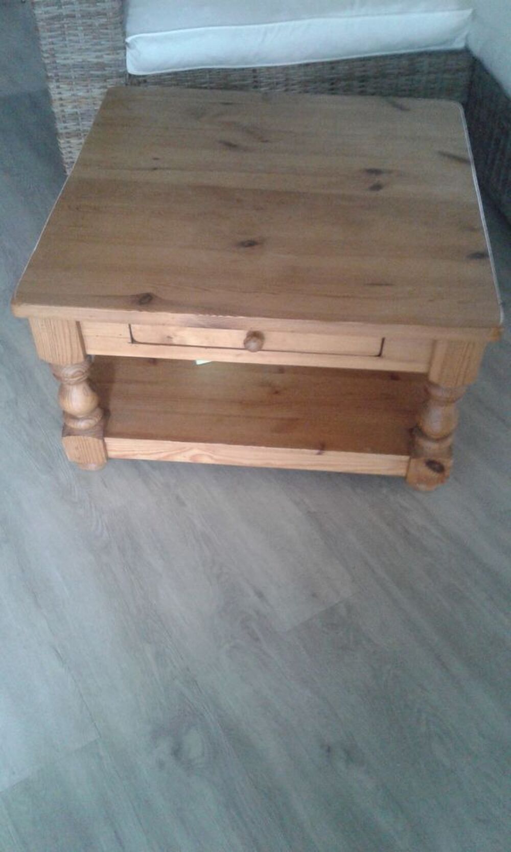 Table basse Meubles