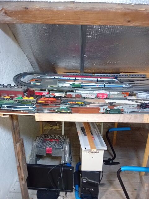 Circuit de train. 500 Gannay-sur-Loire (03)