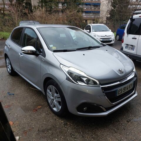 Peugeot 208 BlueHDi