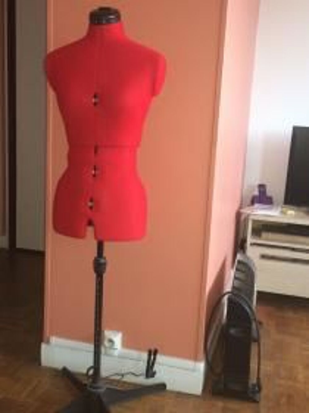  mannequin de couturiere avec guide ourlet 38 46 Vêtements