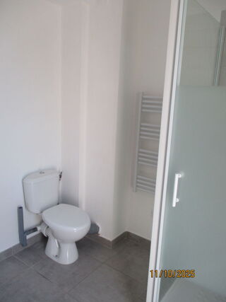  Appartement à louer 3 pièces 66 m² Six-fours-les-plages
