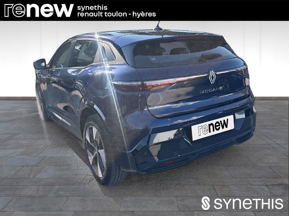 M&eacute;gane Megane E-Tech EV40 130ch standard charge Equilibre 2023 occasion 83160 La Valette-du-Var