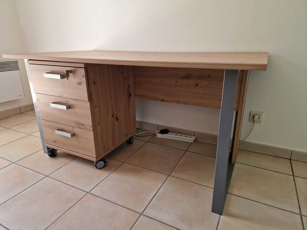 bureau + caisson Meubles