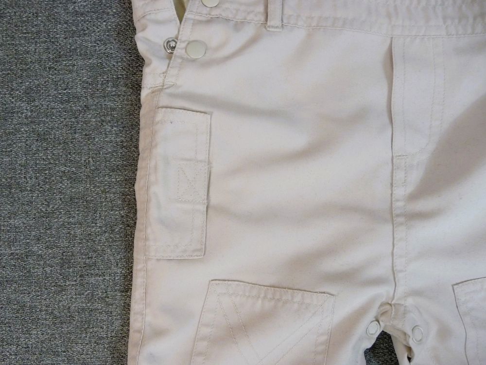 Salopette Beige &agrave; Boutons Pressions- 6 mois-Tout Compte Fait Vêtements enfants