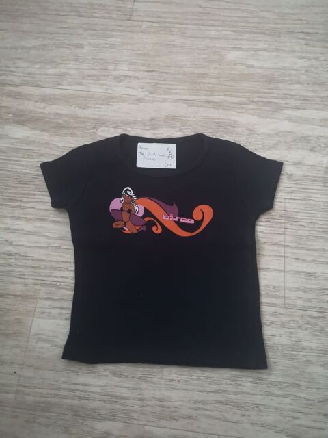 F 9 E (30) - 3 ans - Tee-shirt noir - Bisca 1 Paris 13 (75)