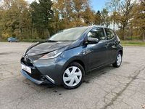 Aygo 1.0 VVT-i x-shift x-play 2016 occasion 65800 Aureilhan