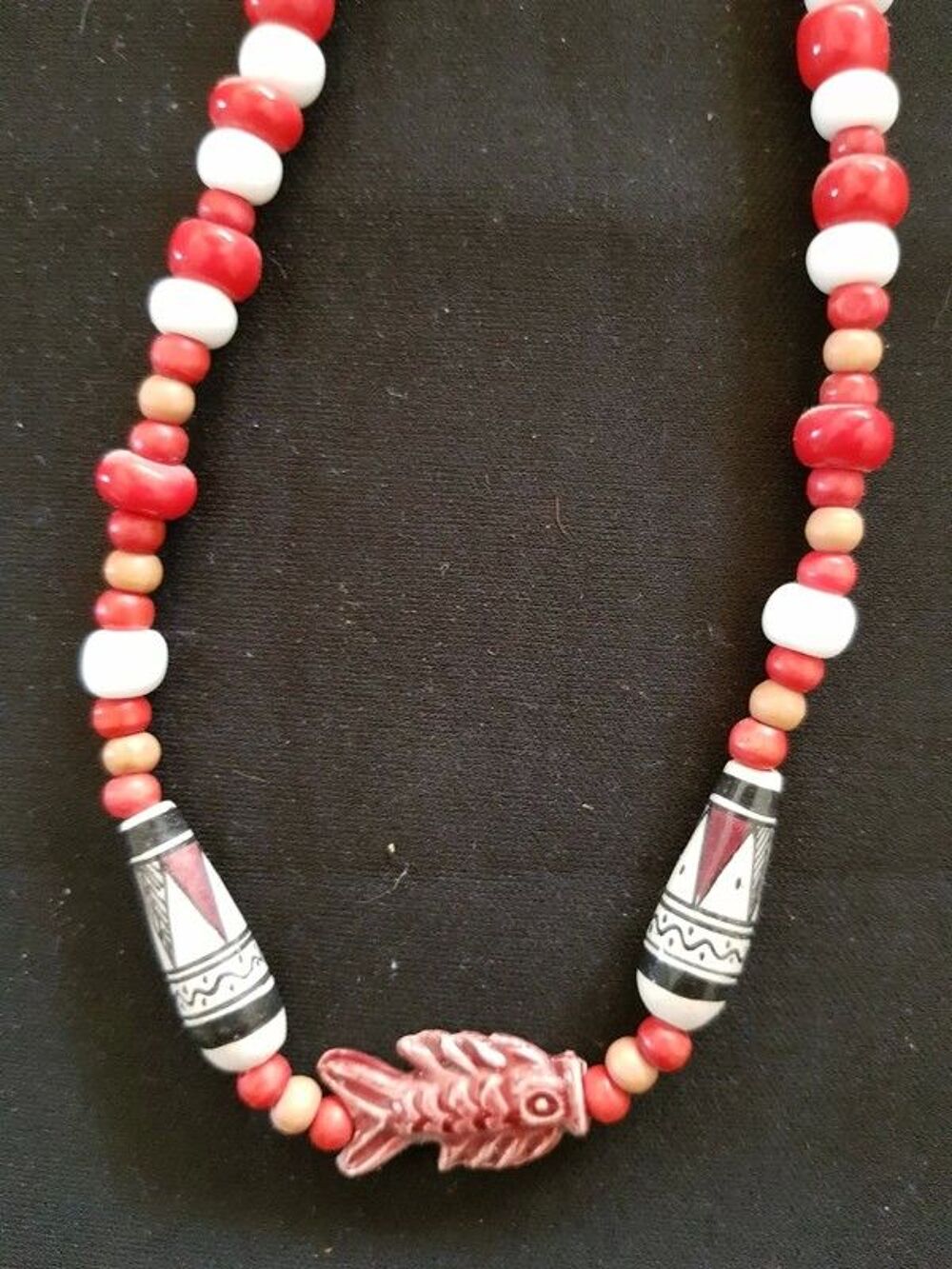 Collier perle rouge et blanche style indien 056 cm neuf 4 e Bijoux et montres
