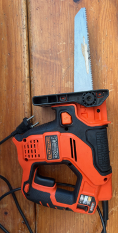 SCIE �lectrique �go�ne BLACK ET DECKER SCORPION RS890 type 1 30 Ostricourt (59)