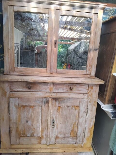 Buffets   haut. Et bas. Bois. Sapin. Massif Strasbourg (67)