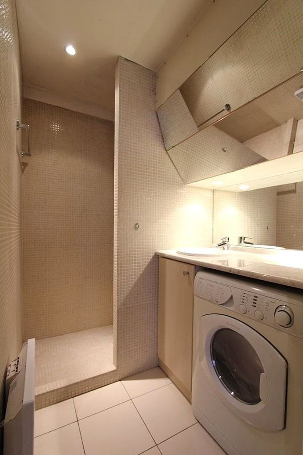 Location Appartement 2 pièces de 33m² au 3ème étage Lyon 3