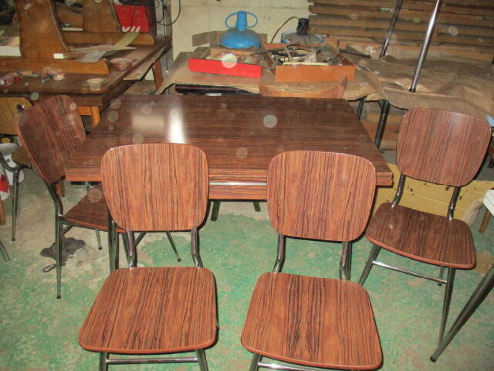  chaises de bistrot anciennes Meubles