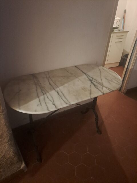 table en marbre 1000 Valr�as (84)