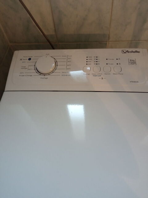 Machine  laver 200 Saint-Jean-Saint-Maurice-sur-Loire (42)