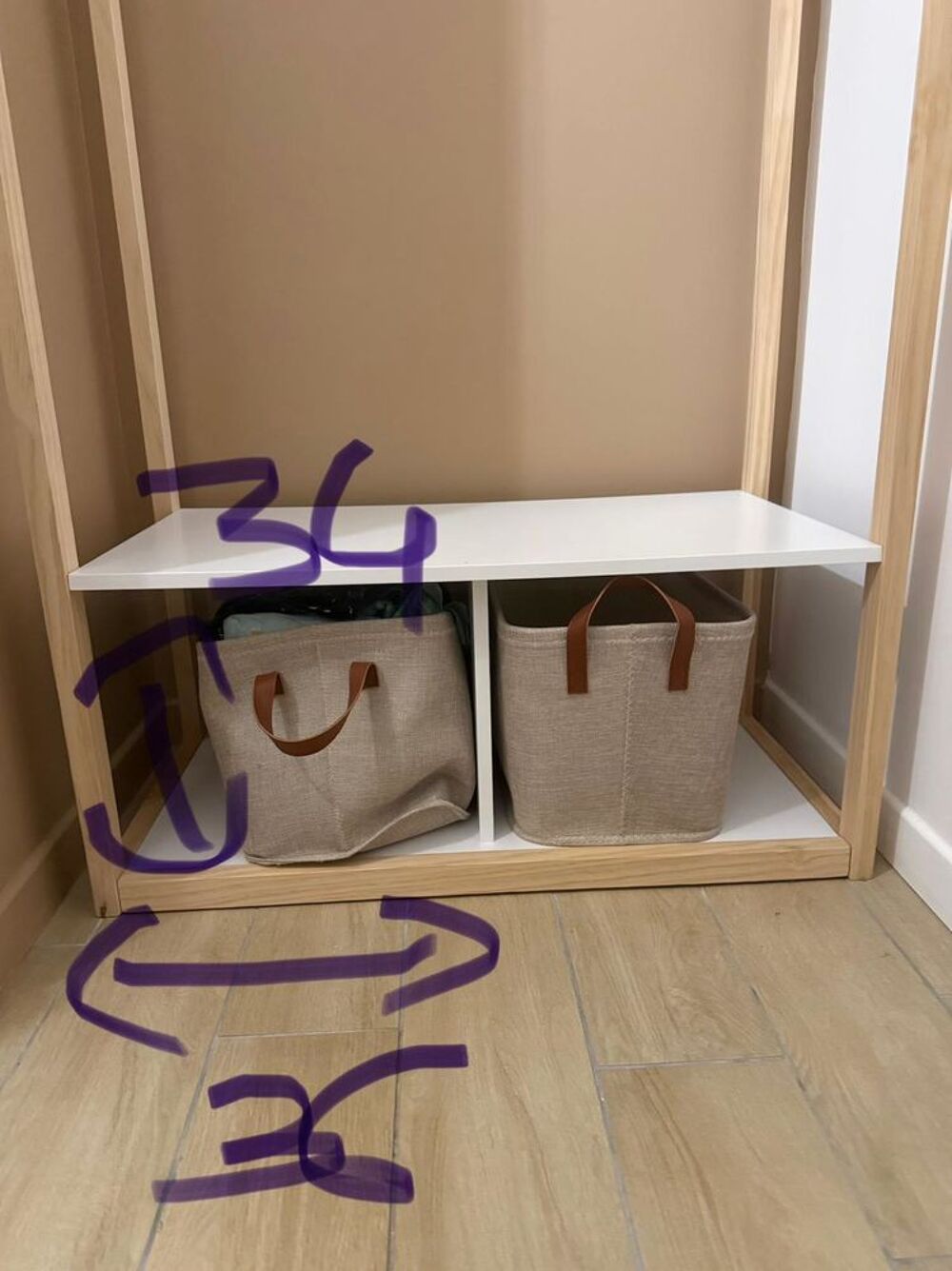 Vestiaire, Portant, penderie en bois pour enfant
Mobilier enfants