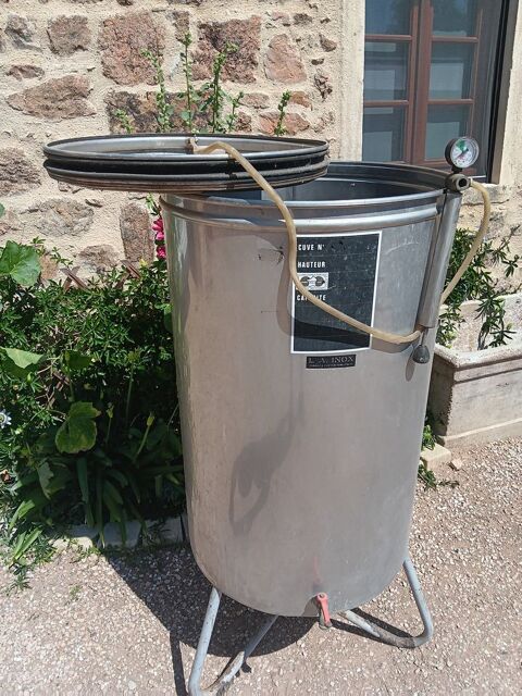 Cuve inox 3 hL 100 69115 Chiroubles